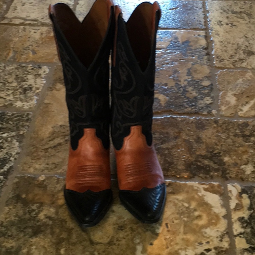 Ladies boots